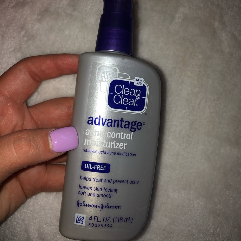Clean and clear moisturizer